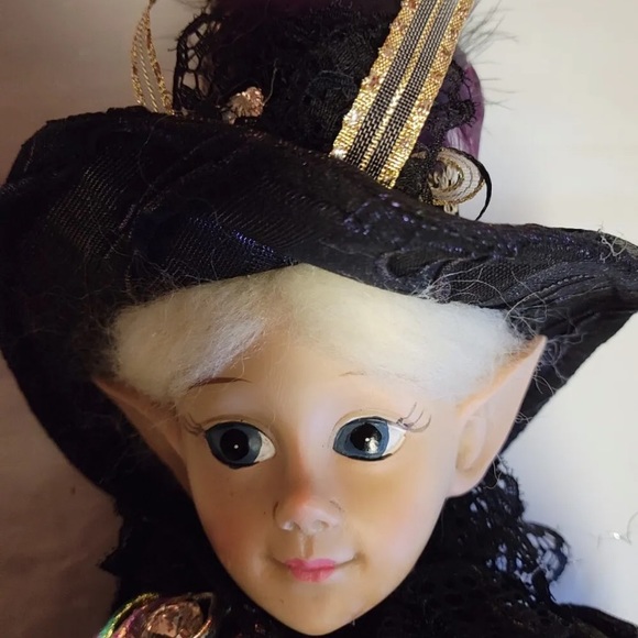 28" Halloween Elf Doll Mantel Shelf Decor Black & Gold Sequin Hat Nicole Miller - Picture 10 of 10